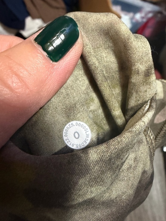 Lululemon Power Thru High-Rise Tight - Picture 3 of 3